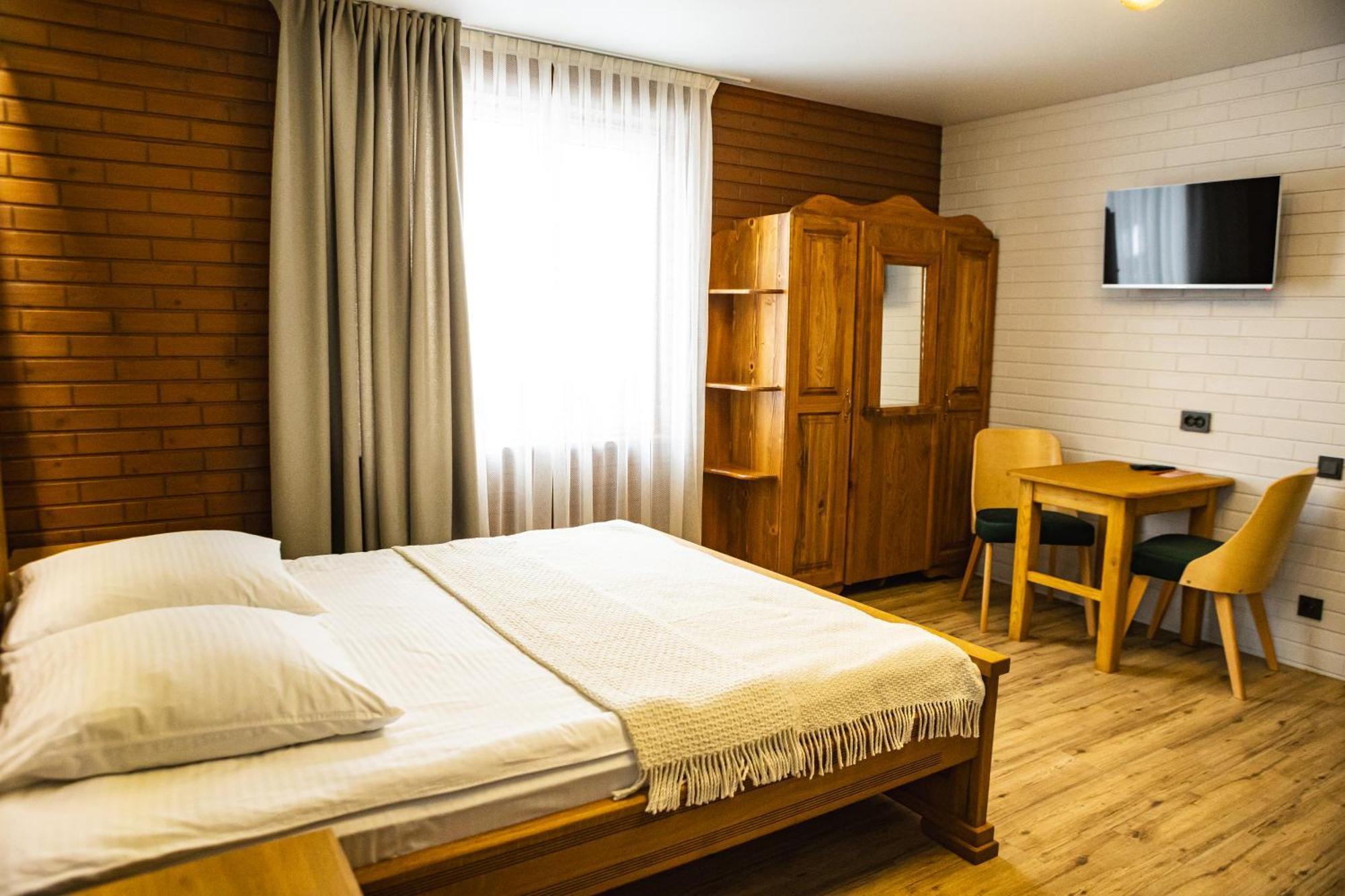 Hotel Zatyshok Nad Prutom Bukovel Esterno foto