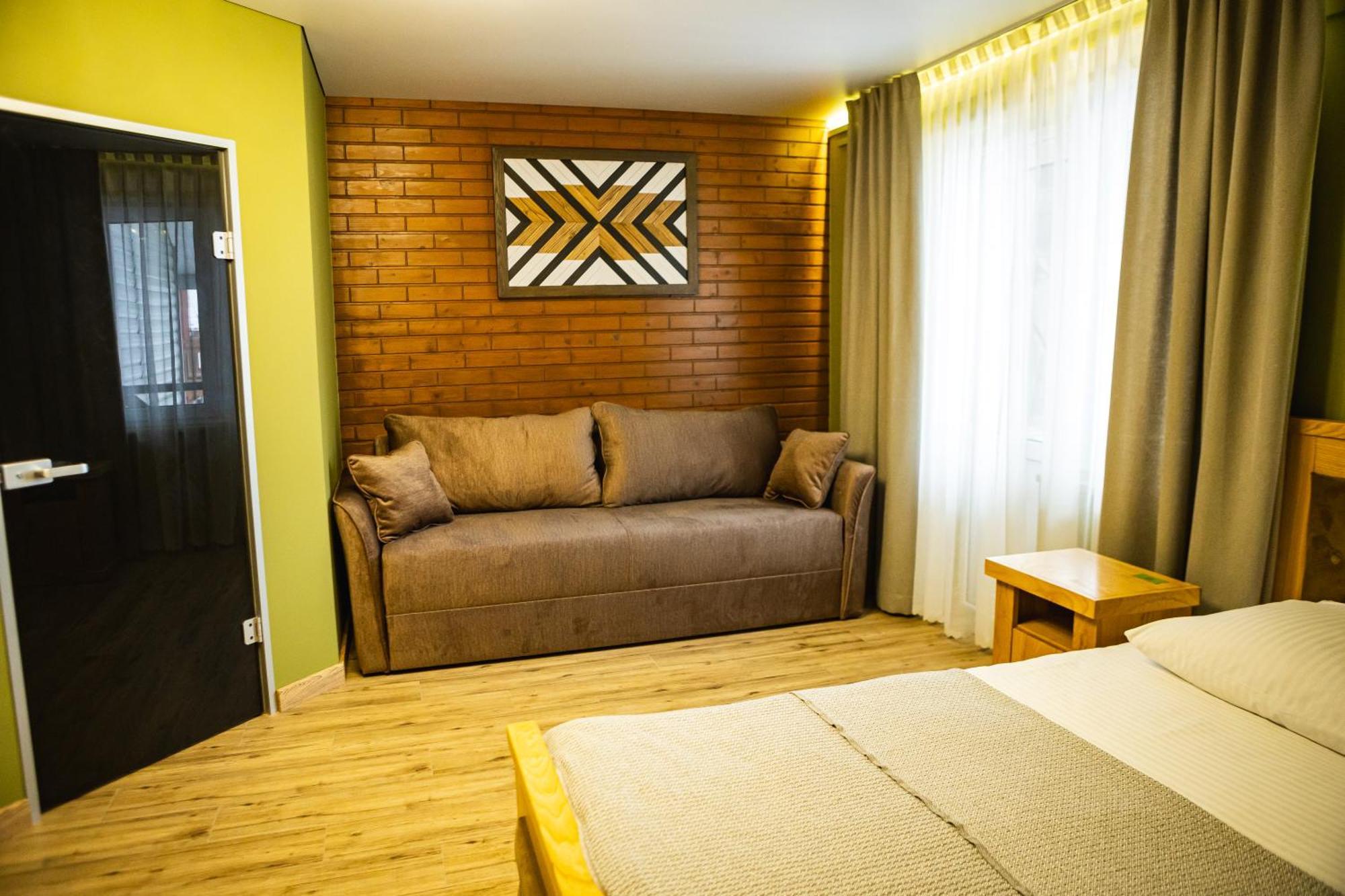 Hotel Zatyshok Nad Prutom Bukovel Esterno foto