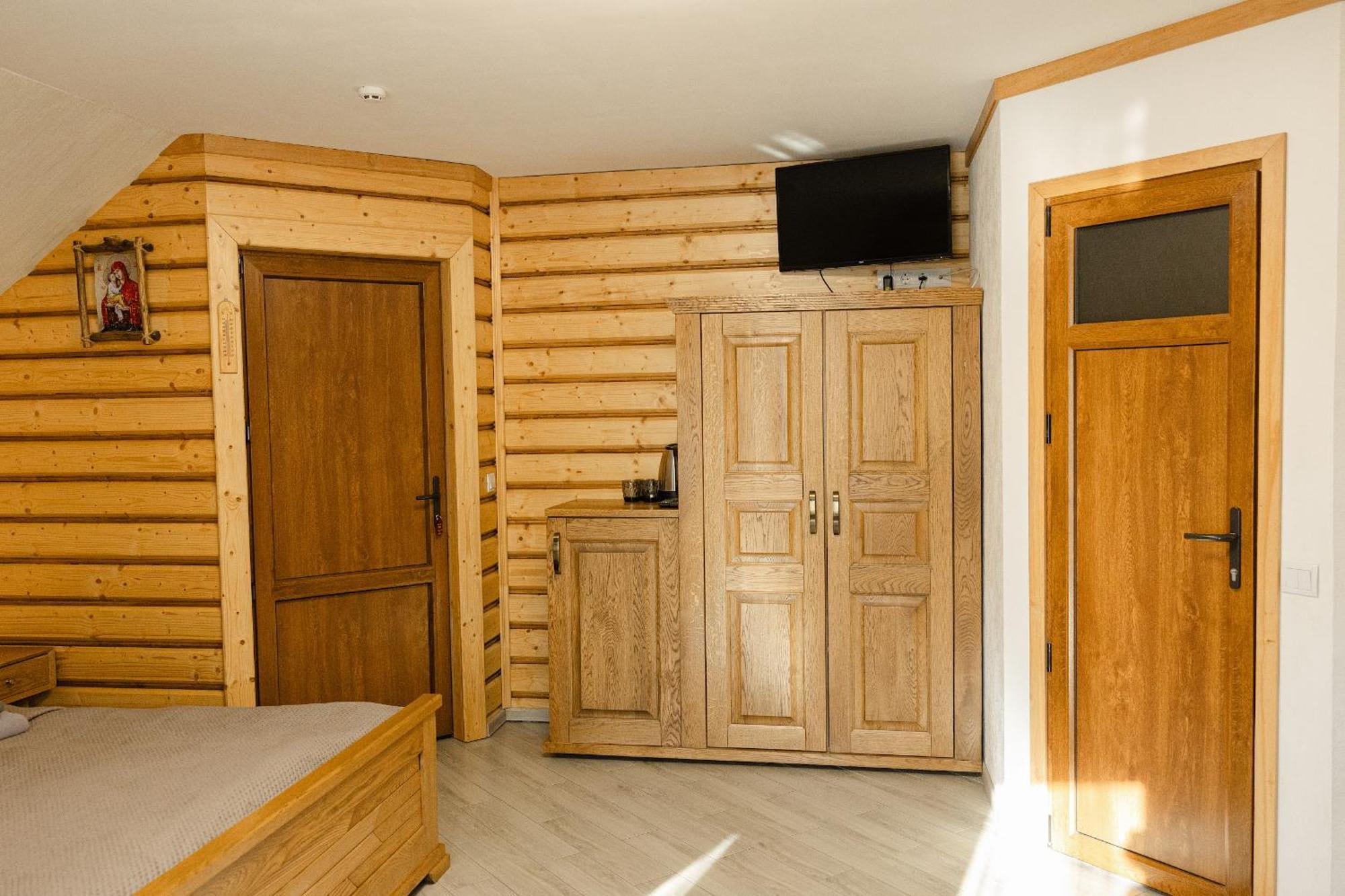 Hotel Zatyshok Nad Prutom Bukovel Esterno foto