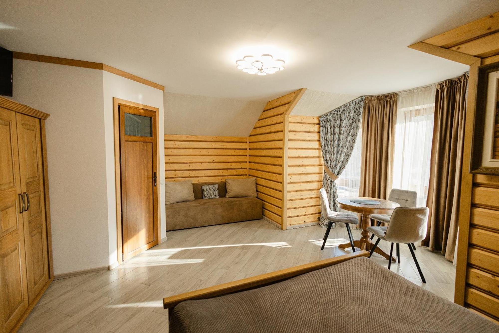 Hotel Zatyshok Nad Prutom Bukovel Esterno foto